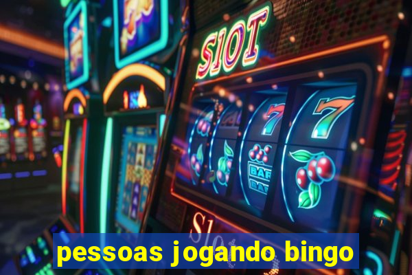 pessoas jogando bingo