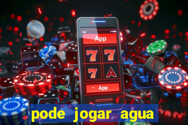 pode jogar agua quente na privada